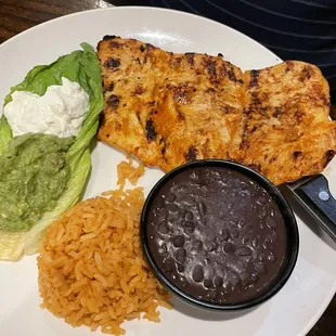 37. 38. Pollo Adobado