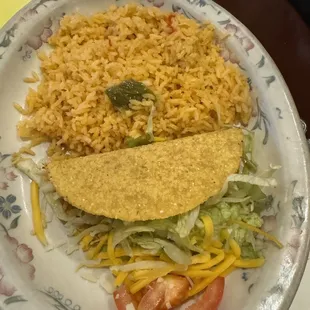 Kid taco plate