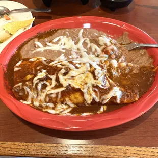 Chile Colorado burrito w refried beans