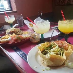 Taco salad with margaritas