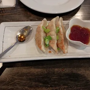 Appetizer gyoza