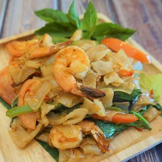 Pad Kee Mao (Drunken Noodle)