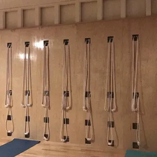 Stretching wall