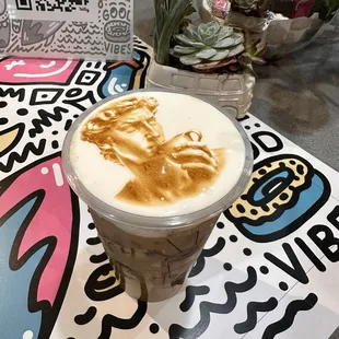 Decaf pistachio milk latter with 1/4 lavender 1/4 honey and vanilla cold foam. Exquisite.