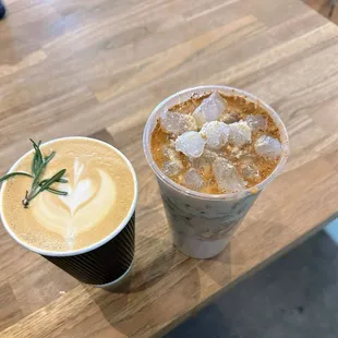 The Rose Merry latte and honey love were absolutely amazing !