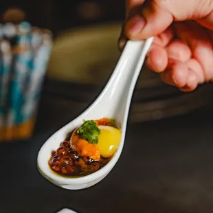 Aloha Spoon
Ikura, quail egg, uni, ponzu, shiso