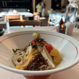 Bun Bun Hiyashi Chuka