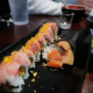 Chutoro Roll and Poke Hand Roll
