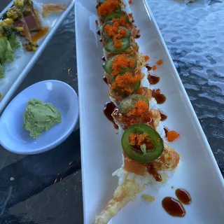 Spicy Salmon Roll