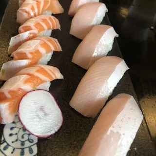 Salmon Belly Nigiri 2pcs