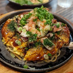 Seafood okonomiyaki