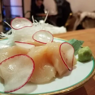 Scallop Sashimi