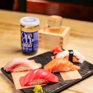 Happy Monday! Join us for dinner, and enjoy yummy Japanese bar bites paired with drinks. We open at 5 pm; see you then!