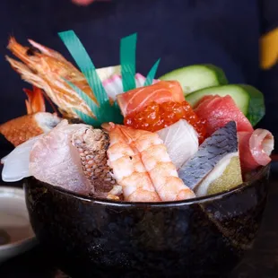 2731415. Chirashi Don