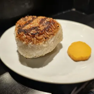 Yaki Onigiri & Takuwan pickled radish (Plain)