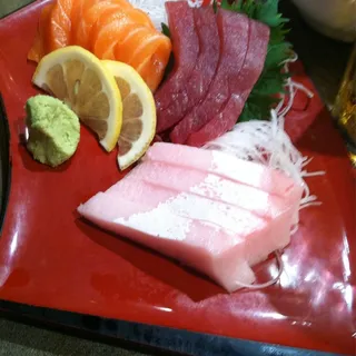 Salmon Sashimi