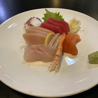 Deluxe Sashimi Plate