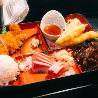 Yellowtail Sashimi Bento