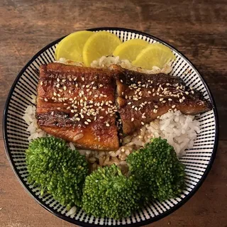 14. Unagi Don (Eel Rice) Miso Soup