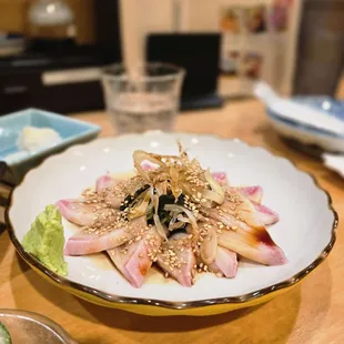 Hamachi fish in sesame sauce
