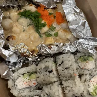 BSCR (Baked Scallop California Roll)