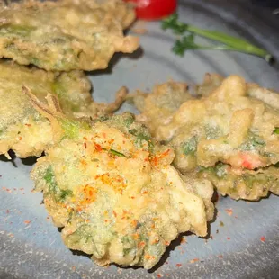 Shiso Rangoon - Instagram: @VeronicaTheExplorer