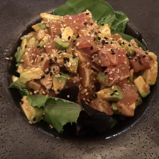 Spicy Seared Tuna Avocado Salad