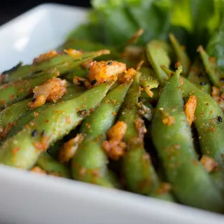 Spicy Garlic Edamame