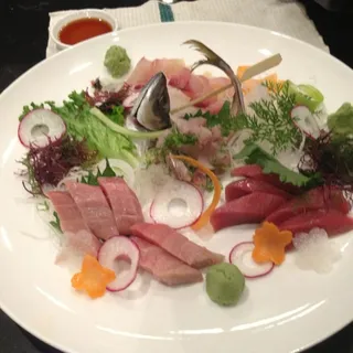 Maguro Sashimi