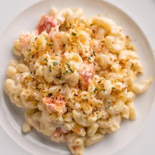 Izatys Lobster Mac and Cheese