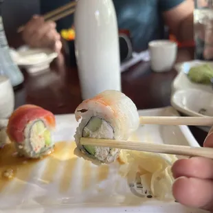 Super fresh fish, highly recommend!