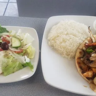 Chicken supreme gyro platter