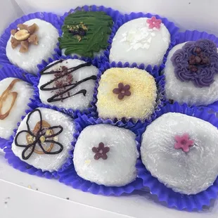 Assorted mochi