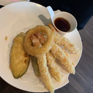 Shrimp and Vegetable Tempura Dinner