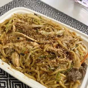 House Special Ramen (chicken, steak, shrimp)