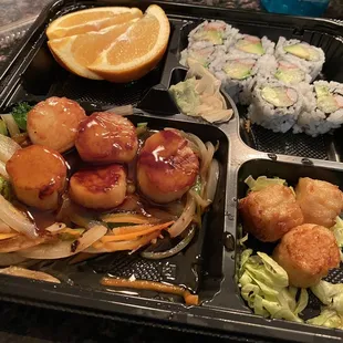 Bento box with scallops, and California Roll