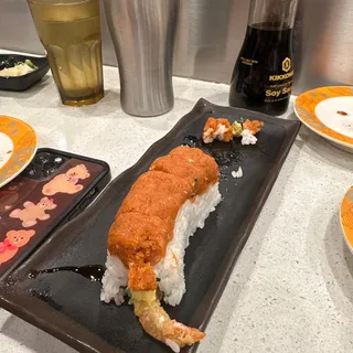 Red Dragon Roll (9pcs)