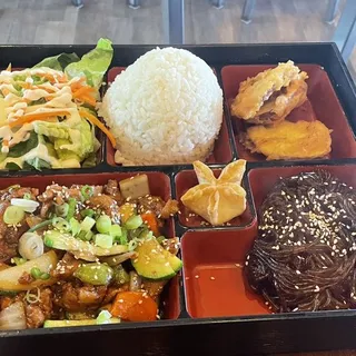 SWEET CHICKEN IZZI BOX