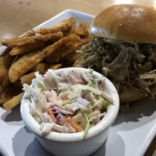 Pulled pork sandwich