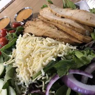 Grilled chicken salad