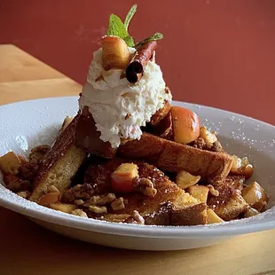 Cinnamon apple French Toast
