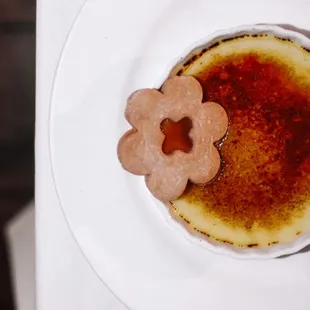 Vanilla bean creme brûlée