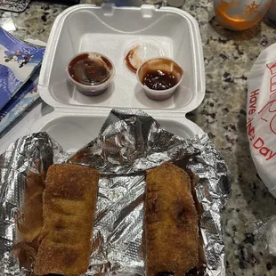 Pulled pork egg rolls