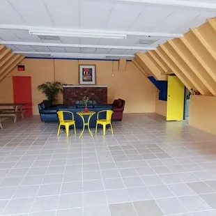 J.A.C.'S Corner offers family friendly indoor dining A/C.