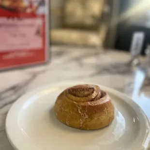 Cinnamon roll