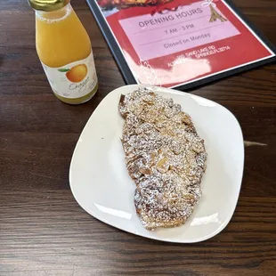 Almond croissant