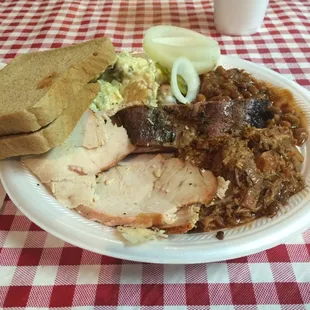 Sampler platter with turkey in lieu of the pit chicken