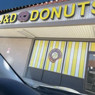 J & D Donuts