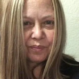 Dela P.