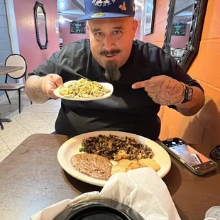 Nopales con Huevo y machacado plate con huevo